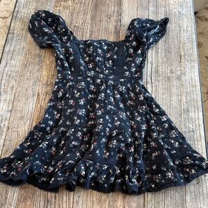 American Eagle Black Floral Puff-Sleeve Dress Small